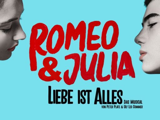 Zwei Gesichter nah beieinander mit dem Titel „Romeo & Julia – Liebe ist Alles“.
